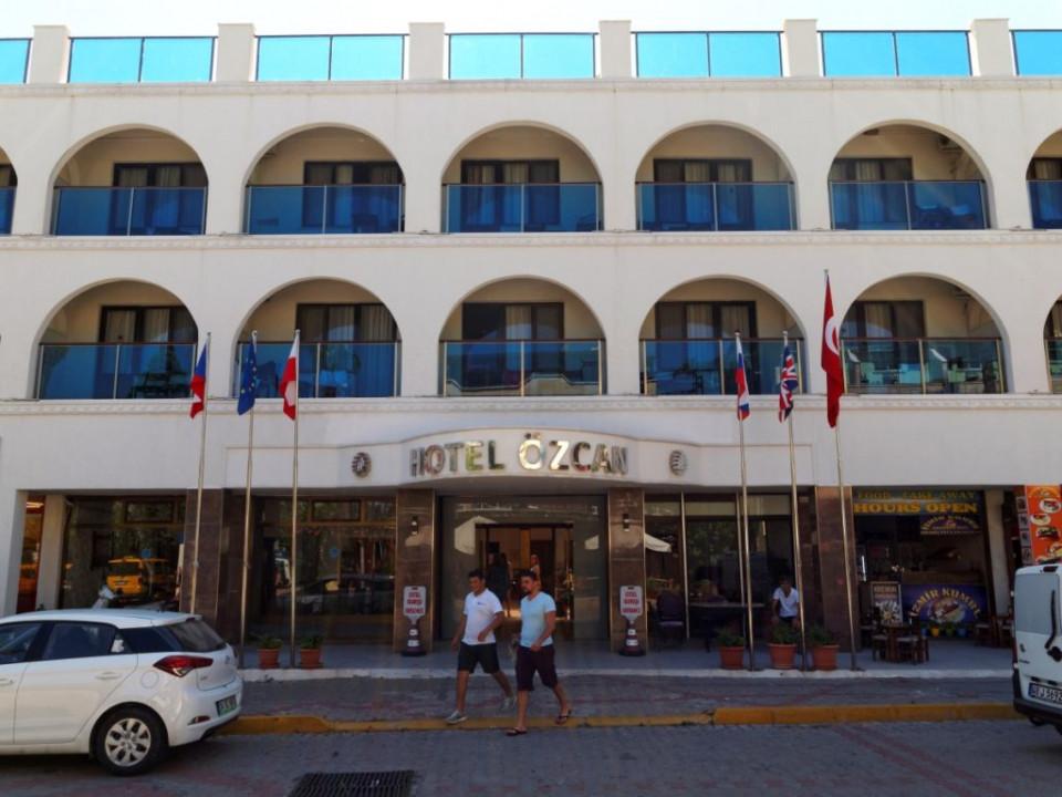 Oz-Can Hotel Turunc Exterior photo